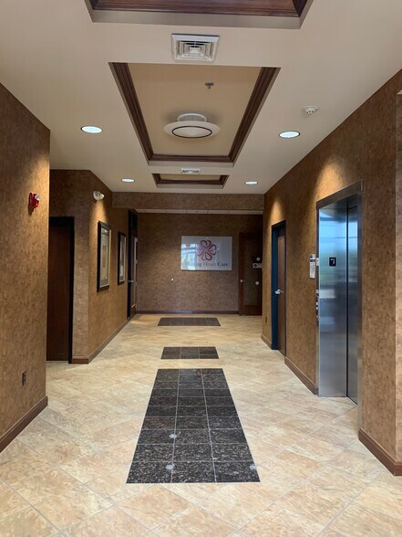 4330 Maple Rd, Buffalo, NY à louer - Photo intérieure – Image 3 sur 5