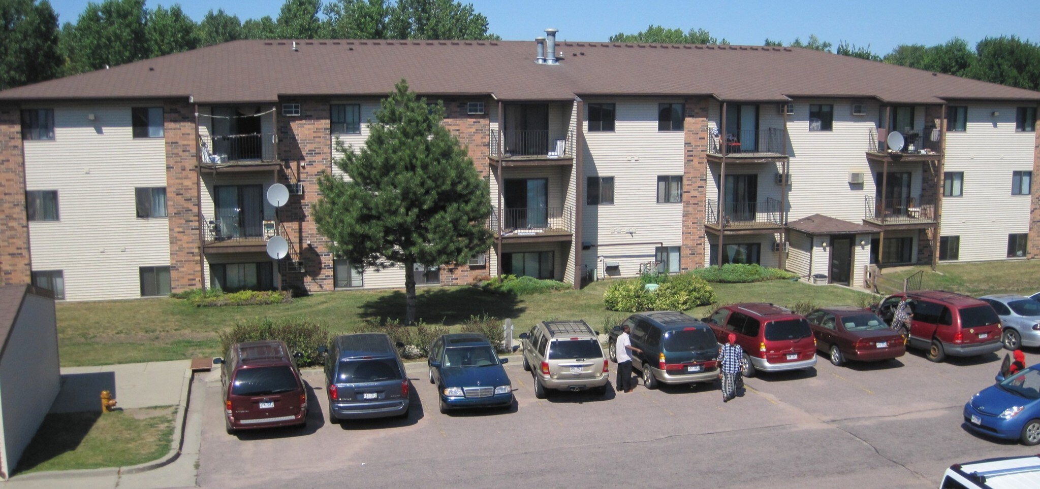 901-909 N Cleveland Ave, Sioux Falls, SD à vendre Photo principale– Image 1 sur 16