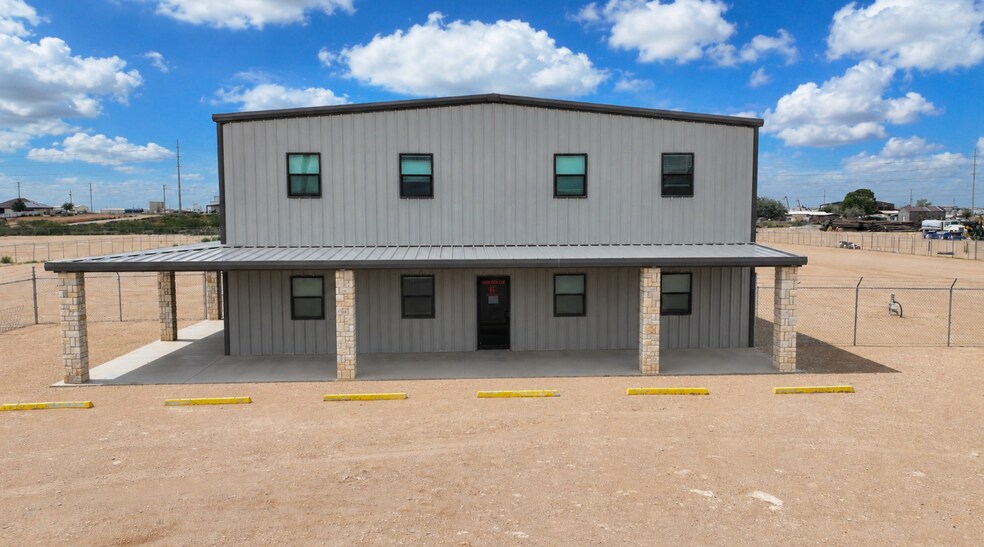 4800 E County 128 rd, Midland, TX à louer - Photo de l’immeuble – Image 3 sur 36