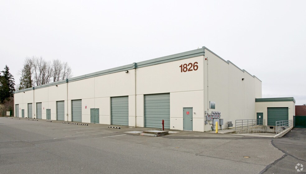 1824 112th St E, Tacoma, WA à louer - Photo de l’immeuble – Image 2 sur 8
