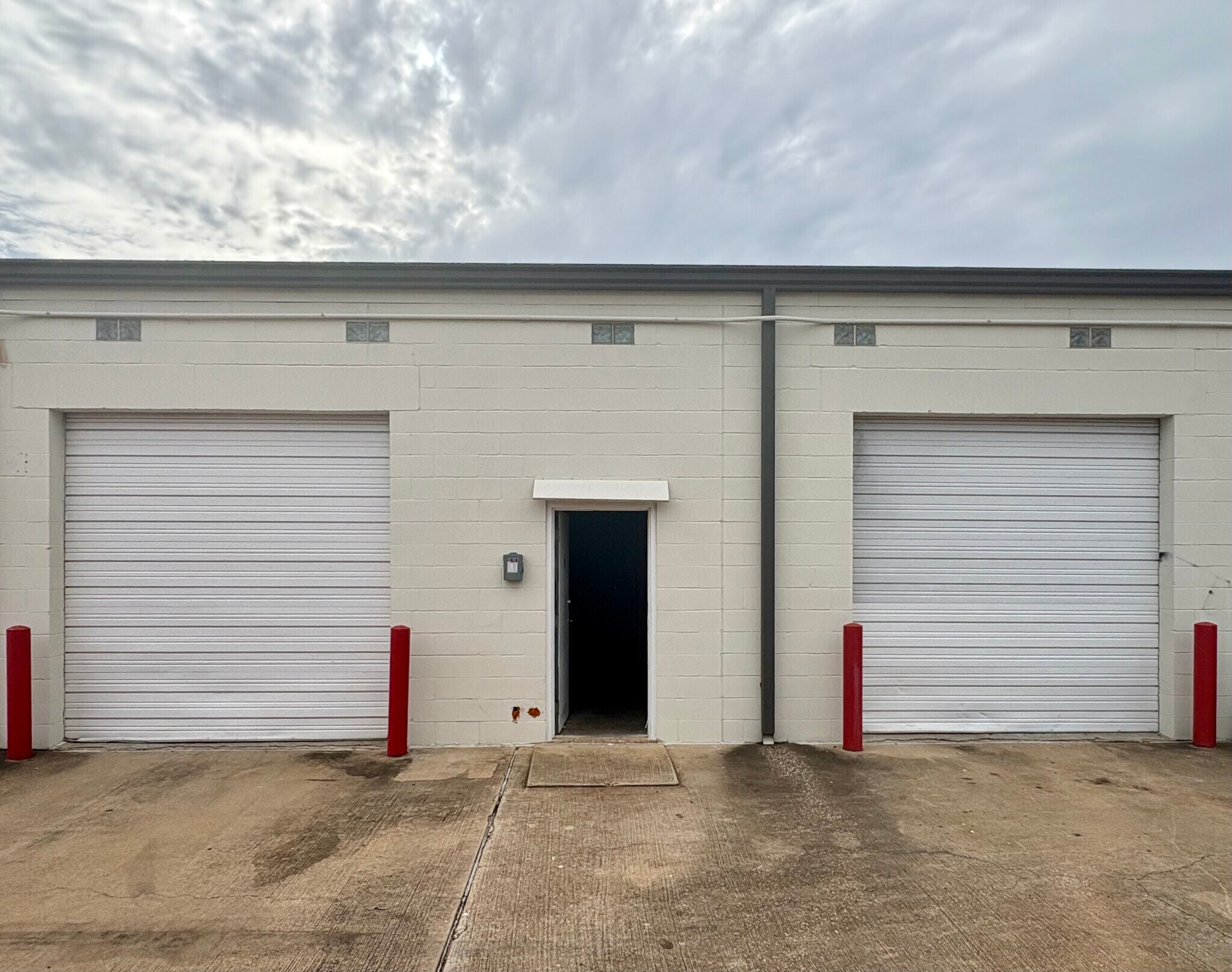 5411 Brookglen Dr, Houston, TX à louer Photo de l’immeuble– Image 1 sur 5