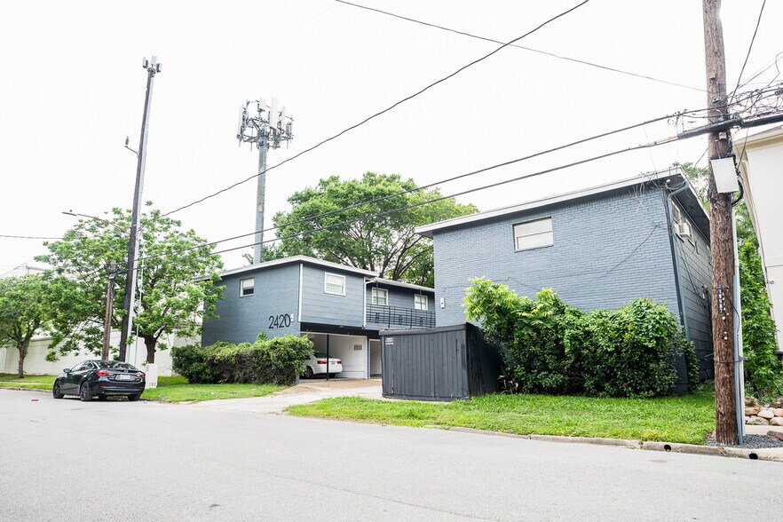 Montrose Multi Family 3.8% interest rate portefeuille de 2 biens à vendre sur LoopNet.fr - Photo de l’immeuble – Image 2 sur 6