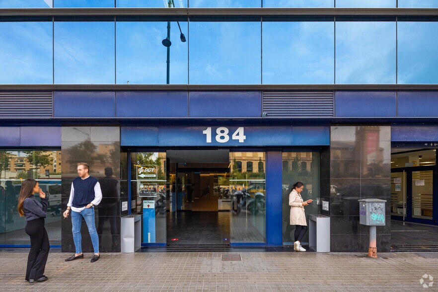 Gran Vía de les Corts Catalanes, 170-184, Barcelone, Barcelona à louer - Photo de l’immeuble – Image 2 sur 5