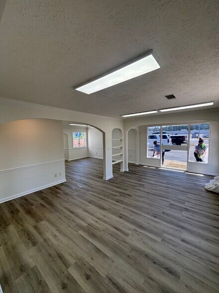 2066 Watson Blvd, Warner Robins, GA à vendre - Photo de l’immeuble – Image 3 sur 8