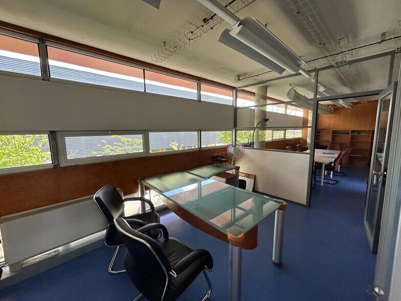 Bureau dans Marseille à louer - Photo de l’immeuble – Image 2 sur 9