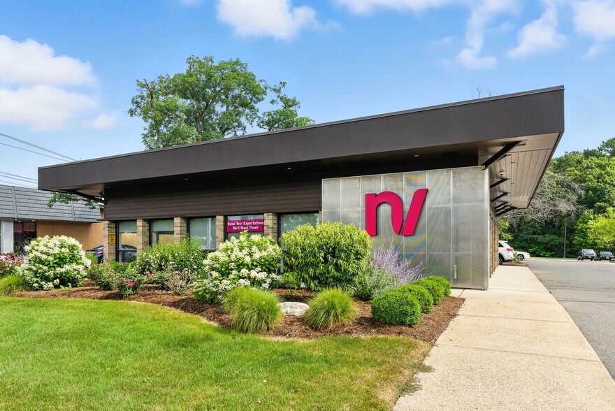 1930 Wilbraham Rd, Springfield, MA à vendre - Photo de l’immeuble – Image 1 sur 6