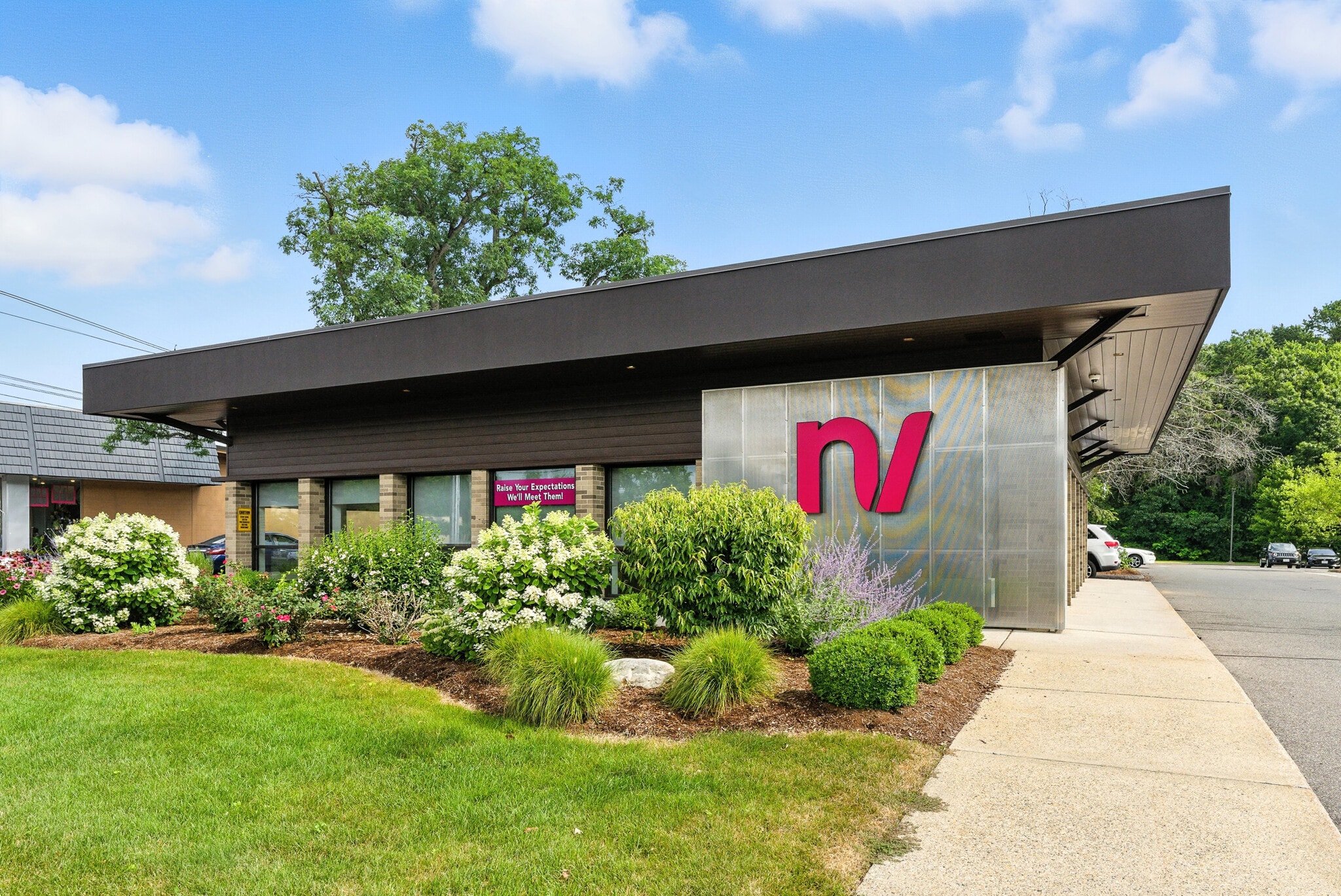 1930 Wilbraham Rd, Springfield, MA à vendre Photo de l’immeuble– Image 1 sur 7