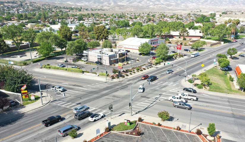900-910 Kern St, Taft, CA à vendre - Aérien – Image 2 sur 3