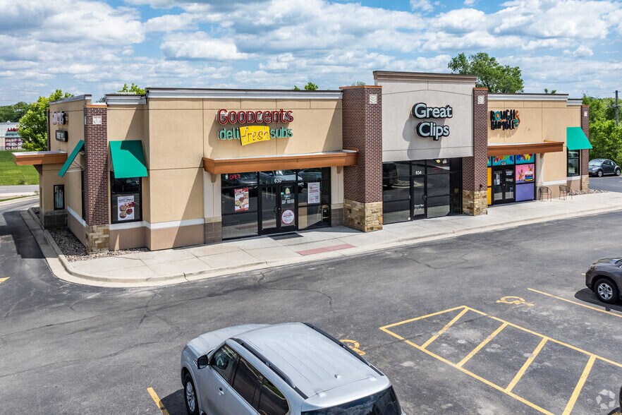 606-626 S 130th St, Bonner Springs, KS à louer - Photo principale – Image 2 sur 8