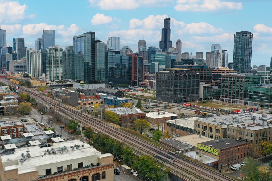 414 N Carpenter St, Chicago, IL à louer - Aérien – Image 2 sur 10