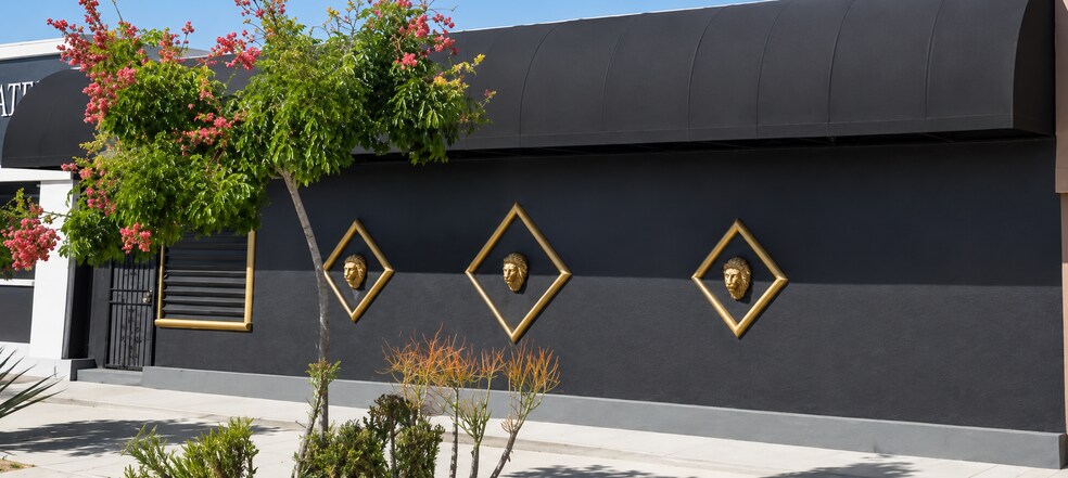 10843 Burbank Blvd, North Hollywood, CA à vendre - Photo de l’immeuble – Image 1 sur 16