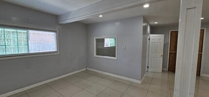 4060 W Century Blvd, Inglewood, CA à louer Photo de l’immeuble– Image 2 sur 4