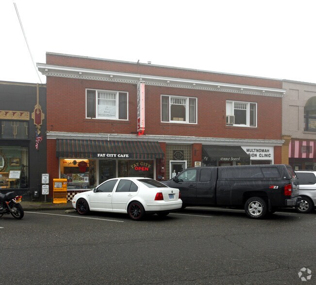 7820-7826 SW Capitol Hwy, Portland, OR à louer - Photo de l’immeuble – Image 3 sur 4