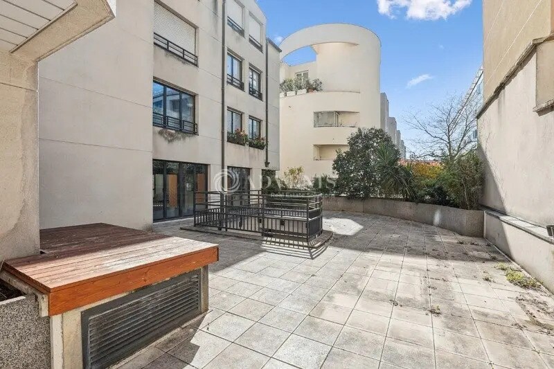 Bureau dans Boulogne-Billancourt à louer - Photo de l’immeuble – Image 2 sur 14