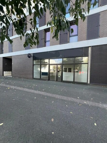 Local commercial dans Blagnac à vendre - Photo de l’immeuble – Image 3 sur 5