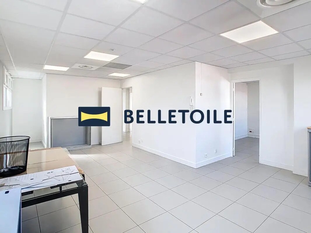 Bureau dans Maisons-Alfort à louer Photo de l’immeuble– Image 1 sur 12