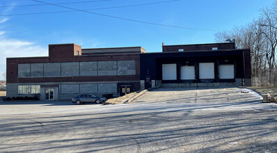 101 S Parker Ave, Indianapolis, IN à louer Photo de l’immeuble– Image 1 sur 5