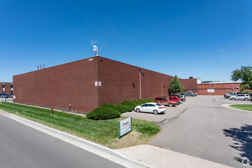 3505-3525 N Stone Ave, Colorado Springs, CO à louer - Photo de l’immeuble – Image 2 sur 7
