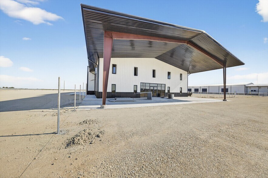 14761 W I-20, Odessa, TX à vendre - Photo de l’immeuble – Image 3 sur 55