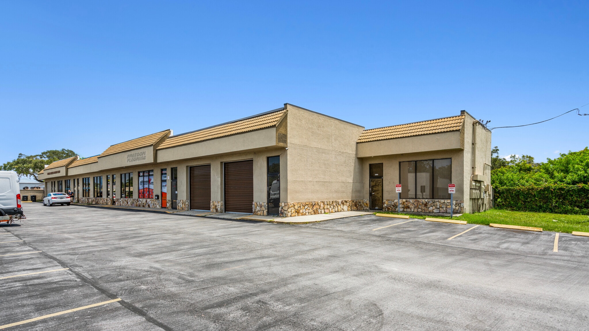 1393 S Missouri Ave, Clearwater, FL à louer Photo intérieure– Image 1 sur 3