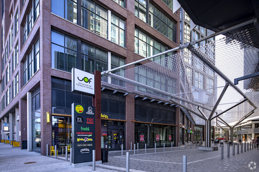130 Queens Quay E, Toronto, ON à louer - Photo de l’immeuble – Image 2 sur 5