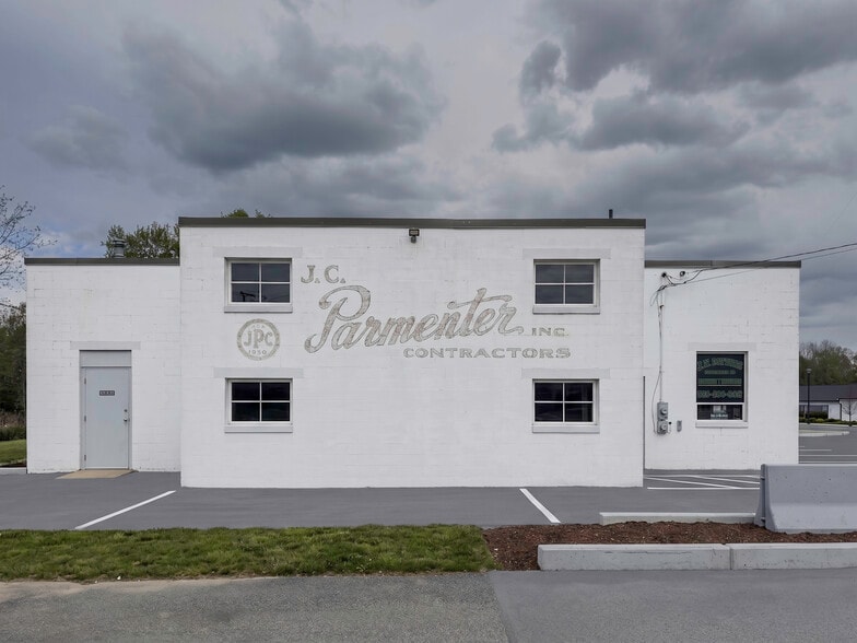 85 Hayden Rowe St, Hopkinton, MA à vendre - Photo principale – Image 1 sur 11