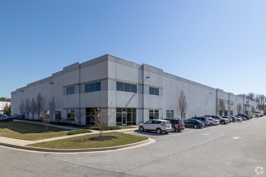 11501 Pocomoke Ct, Middle River, MD à louer - Photo de l’immeuble – Image 2 sur 4