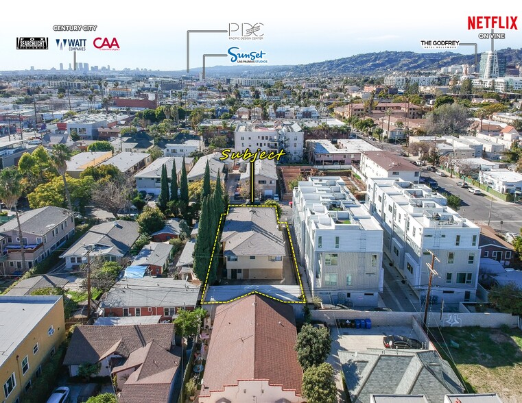 1140 N Beachwood Dr, Los Angeles, CA à vendre - Photo de l’immeuble – Image 2 sur 10