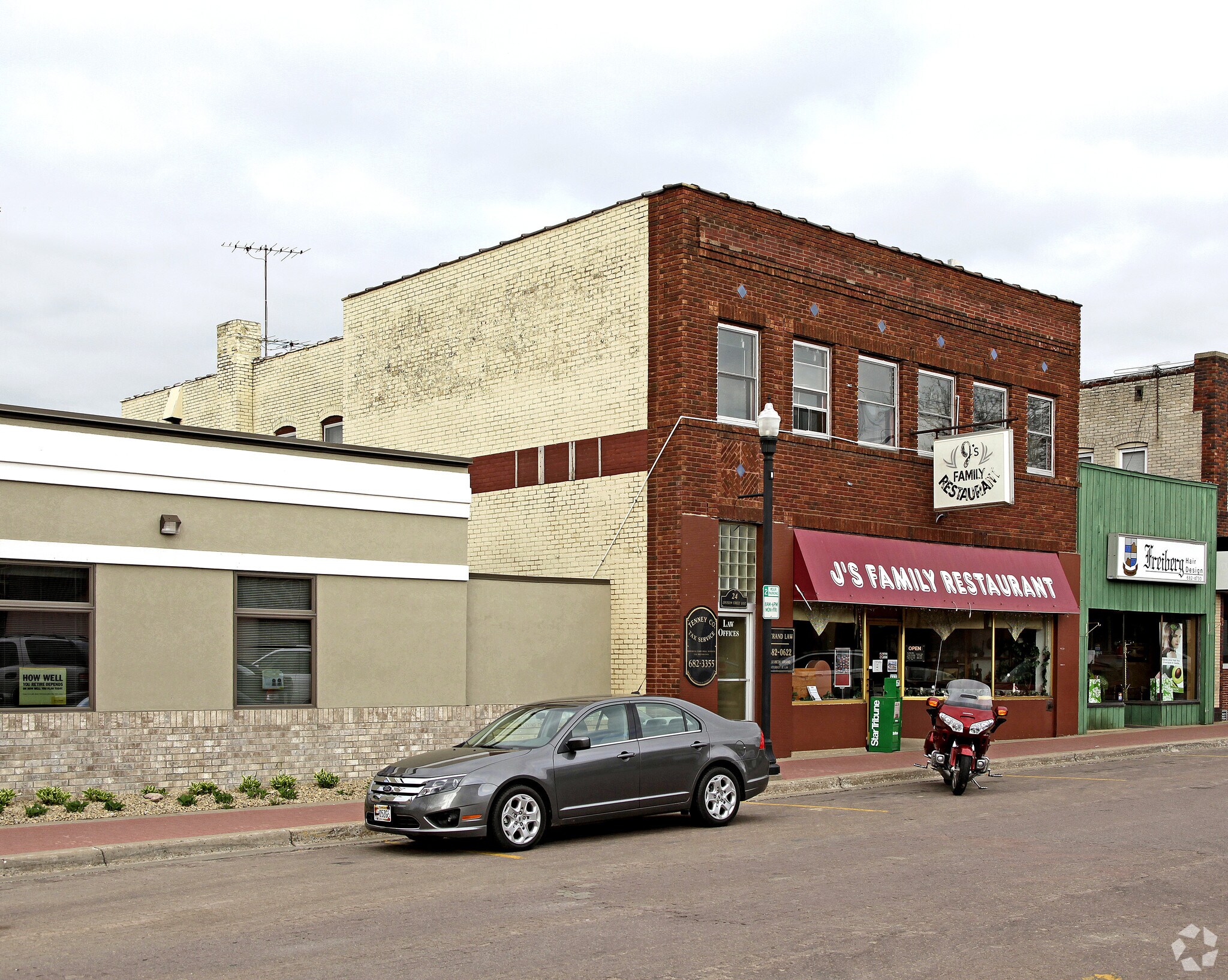 22 Division St, Buffalo, MN à louer Photo principale– Image 1 sur 3