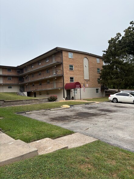 9639-9640 Diamond Dr, Saint Louis, MO à vendre - Photo de l’immeuble – Image 3 sur 20