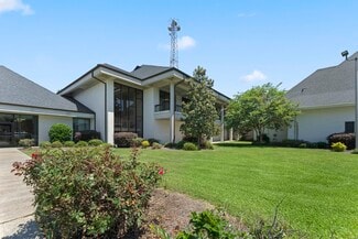 Plus de détails pour 2500 False River Dr, New Roads, LA - Bureau à vendre