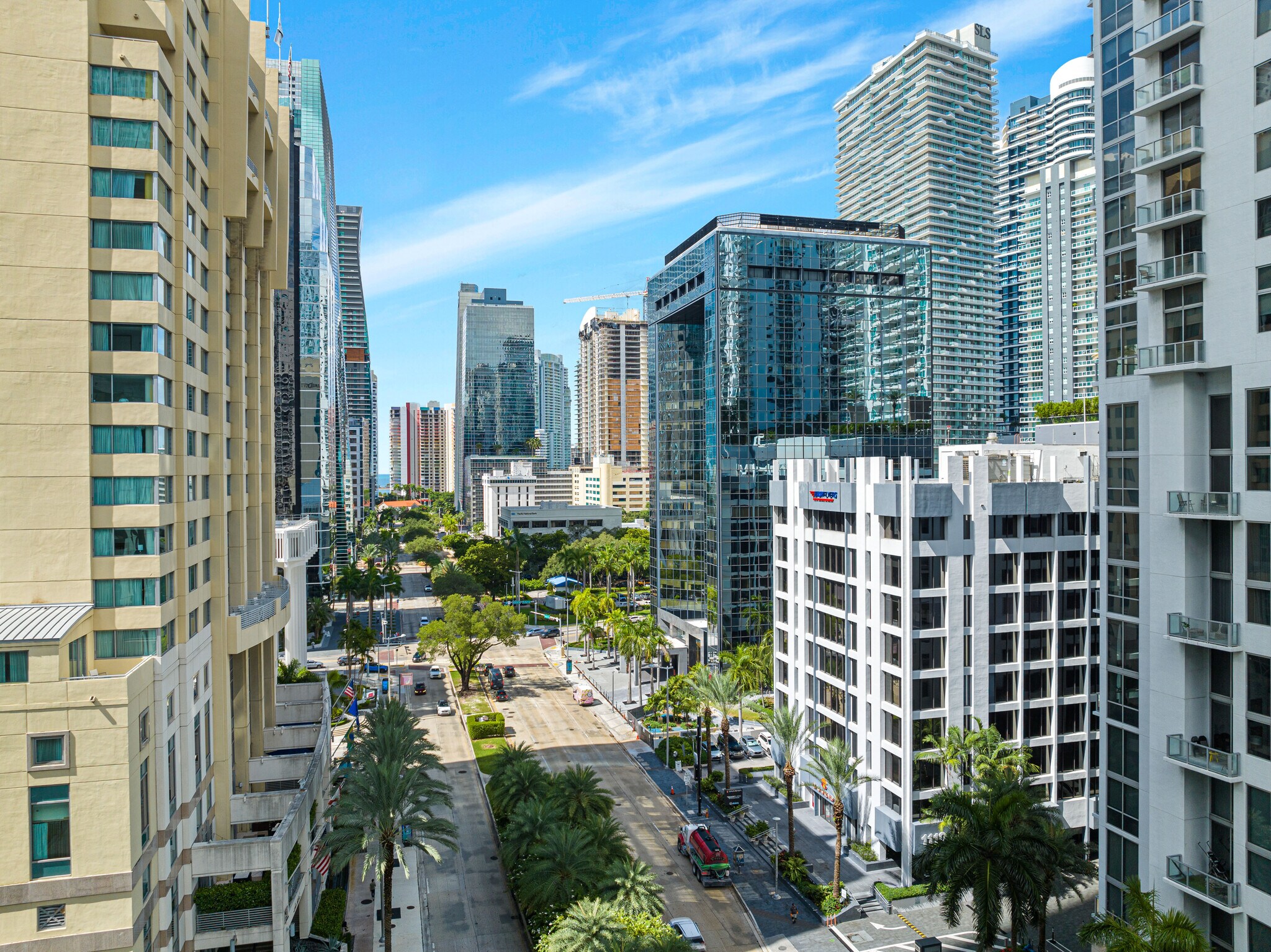 1110 Brickell Ave, Miami, FL à vendre Aérien– Image 1 sur 17