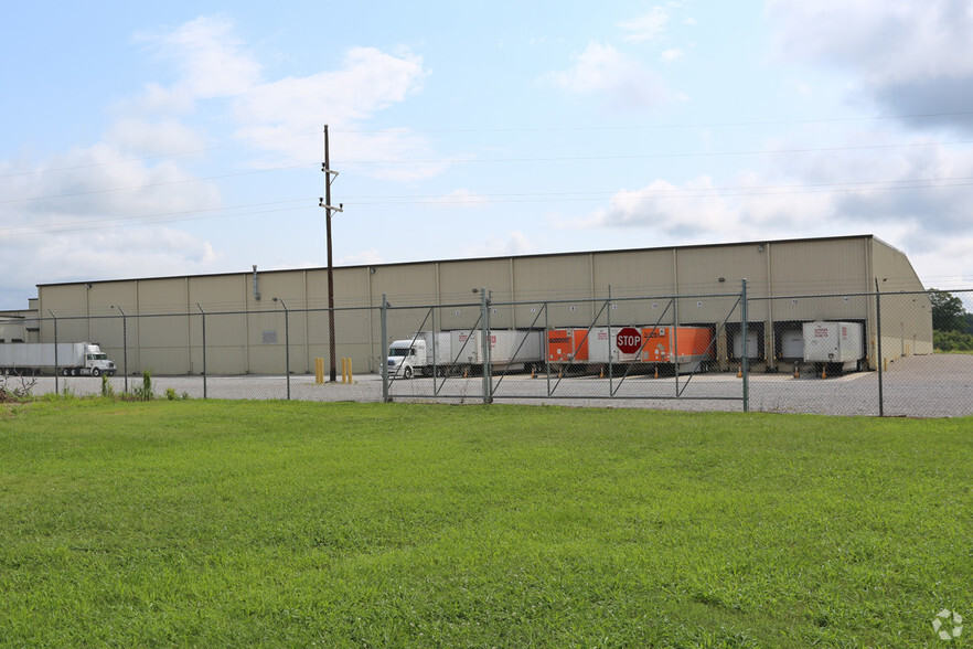 101 Lenwood Rd SE, Decatur, AL à louer - Photo de l’immeuble – Image 3 sur 3