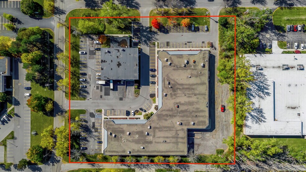 210 John Glenn Dr, Amherst, NY à louer - Photo de l’immeuble – Image 2 sur 16