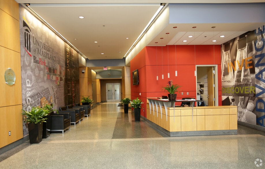 800 W Baltimore St, Baltimore, MD à louer - Hall d’entrée – Image 3 sur 10