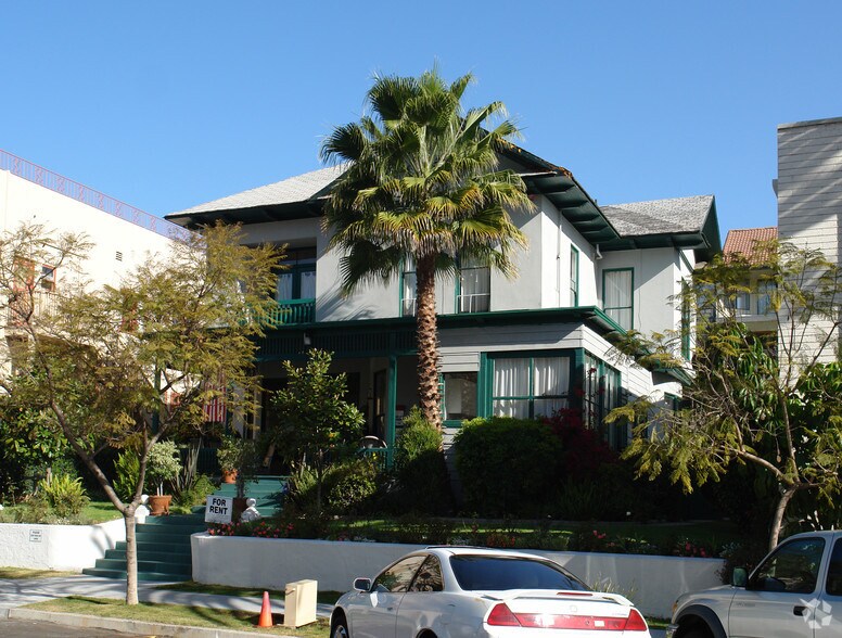 740 Cedar St, San Diego, CA à vendre - Photo principale – Image 1 sur 2