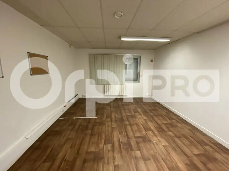Bureau dans Le Havre à louer - Photo de l’immeuble – Image 2 sur 10