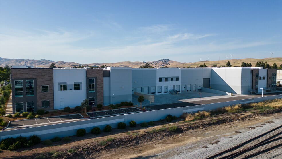6011-6013 Las Positas Rd, Livermore, CA à louer - Photo de l’immeuble – Image 3 sur 7