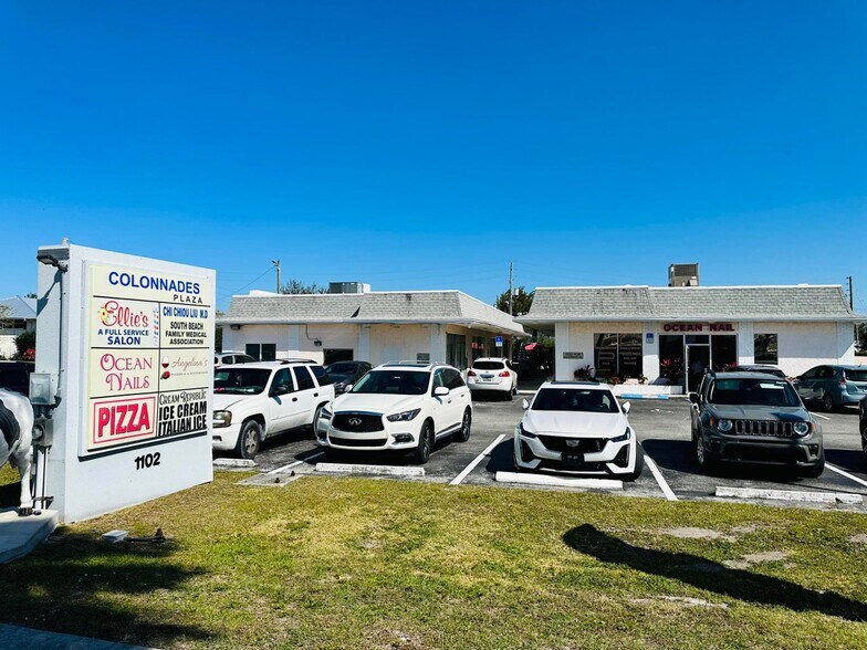1100 Colonnades Dr, Fort Pierce, FL à louer - Photo de l’immeuble – Image 1 sur 8