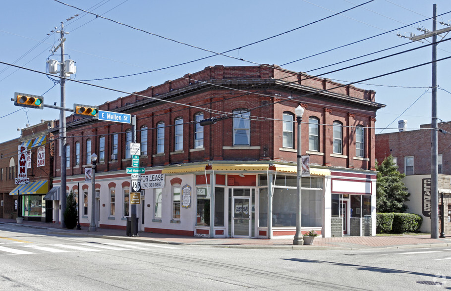 1 E Mellen St, Hampton, VA à louer - Photo de l’immeuble – Image 1 sur 5