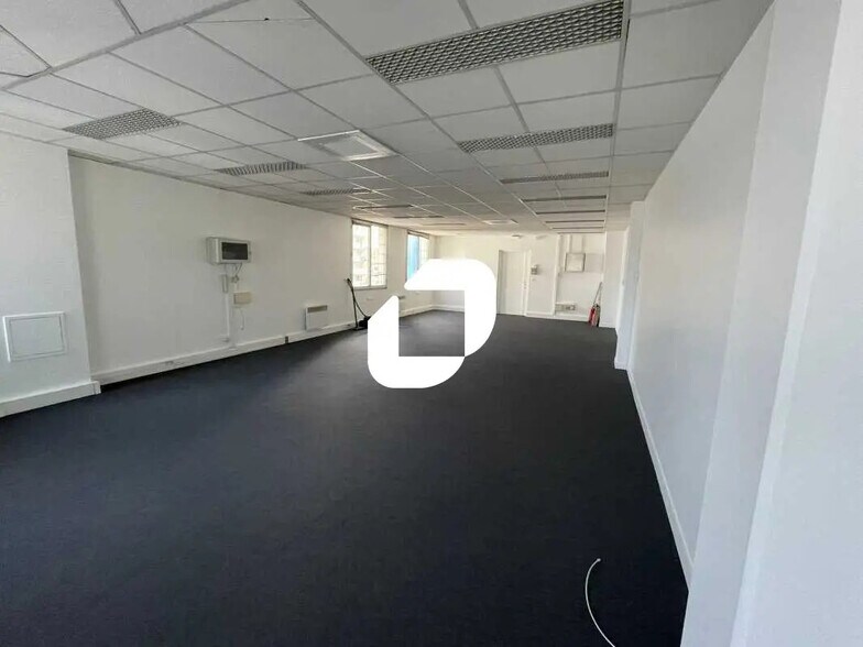 1 Rue Du Pré Saint Gervais, Pantin à louer - Photo de l’immeuble – Image 3 sur 6