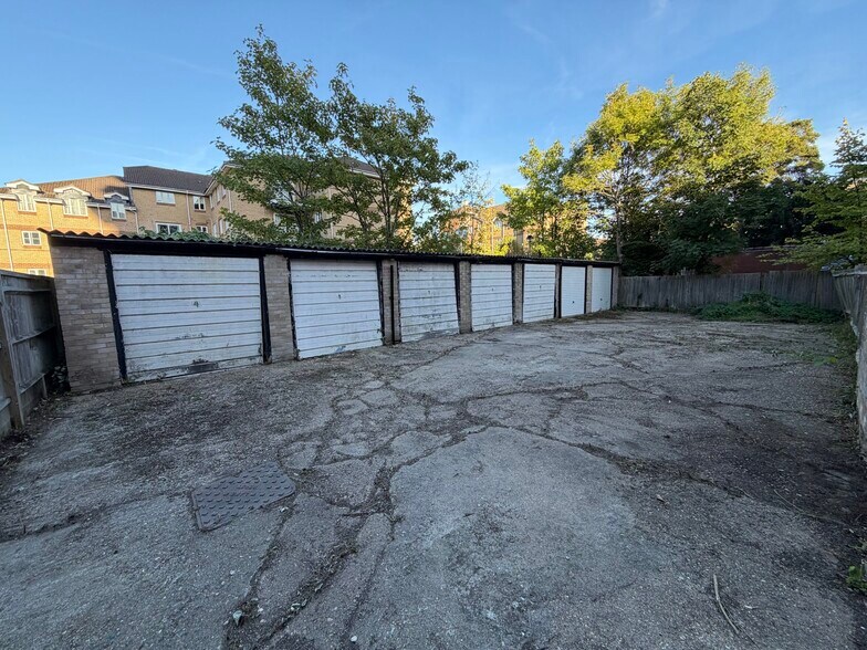 7 St. Johns Rd, Harrow à louer - Photo de l’immeuble – Image 3 sur 4
