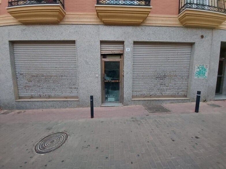 Local commercial dans El Ejido, Almería à louer - Photo de l’immeuble – Image 1 sur 4