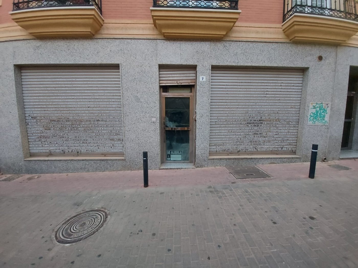 Local commercial dans El Ejido, Almería à louer Photo principale– Image 1 sur 5