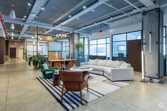 104 E 25th St, New York, NY à louer Hall d’entrée– Image 2 sur 3