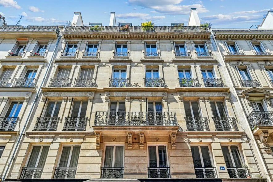 Bureau dans Paris à louer - Photo de l’immeuble – Image 2 sur 15