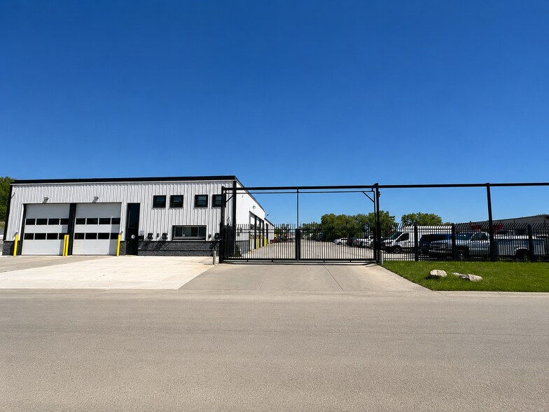 2626 E 139th St, Burnham, IL à vendre - Photo de l’immeuble – Image 2 sur 33