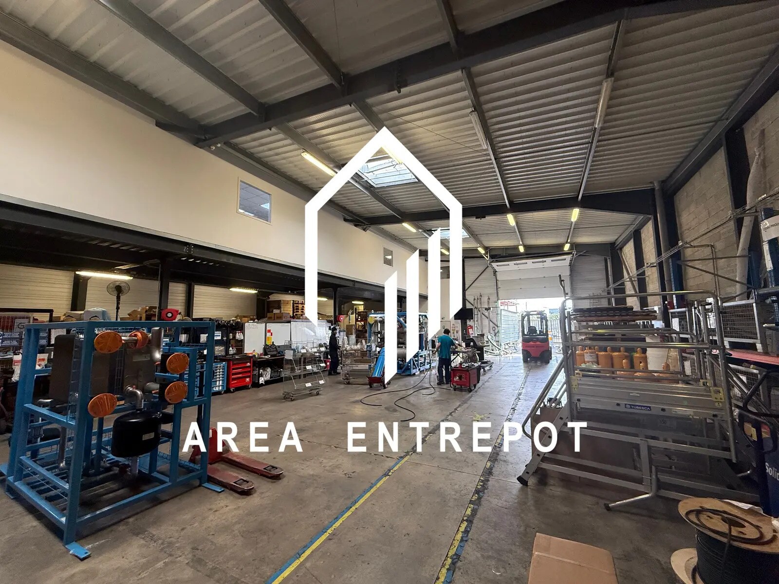 Local d’activités dans Marseille à louer Photo de l’immeuble– Image 1 sur 11