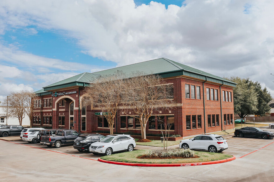 6302 W Broadway St, Pearland, TX à louer - Photo de l’immeuble – Image 3 sur 26