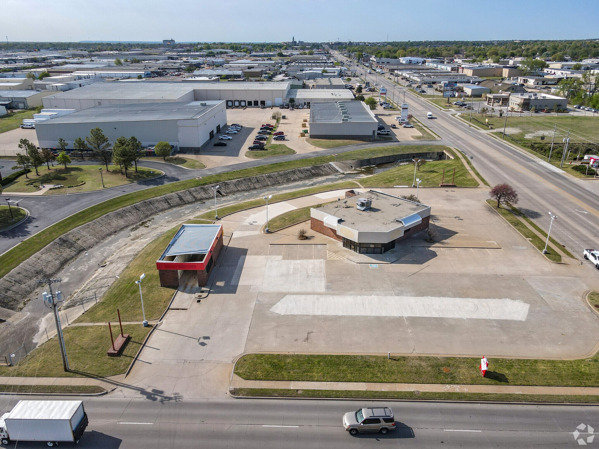 5115 S Mingo Rd, Tulsa, OK à louer Aérien– Image 1 sur 7